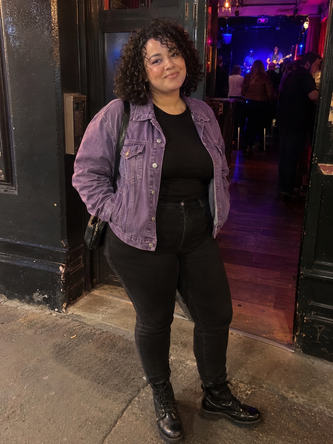 Fictional profile photo of Chloe